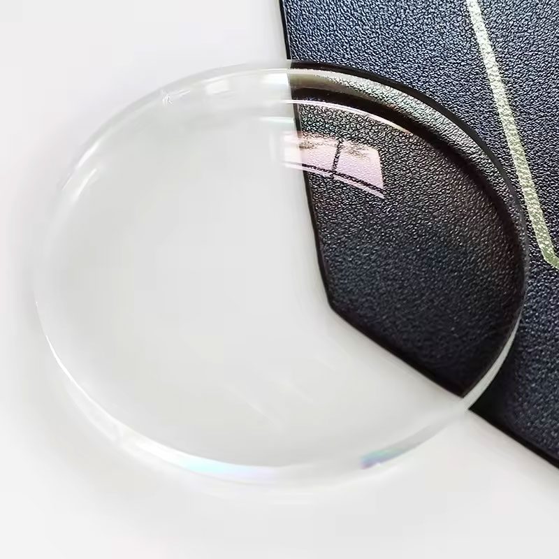 Illustration published with the Seesee article Anti-Glare vs. Blue Cut Lenses: Which Suits Your Vision Needs Best?: Anti-Glare Lens