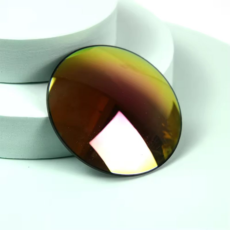 Illustration published with the Seesee article Polarized vs. Photochromic Lens: Which is Better for Outdoor Activities?: Polarized Sunlens